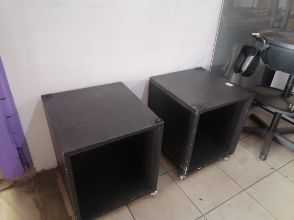Bedside cabinets