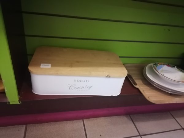 Bread bin